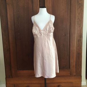 Size 16 Nightgown Champagne Presence...